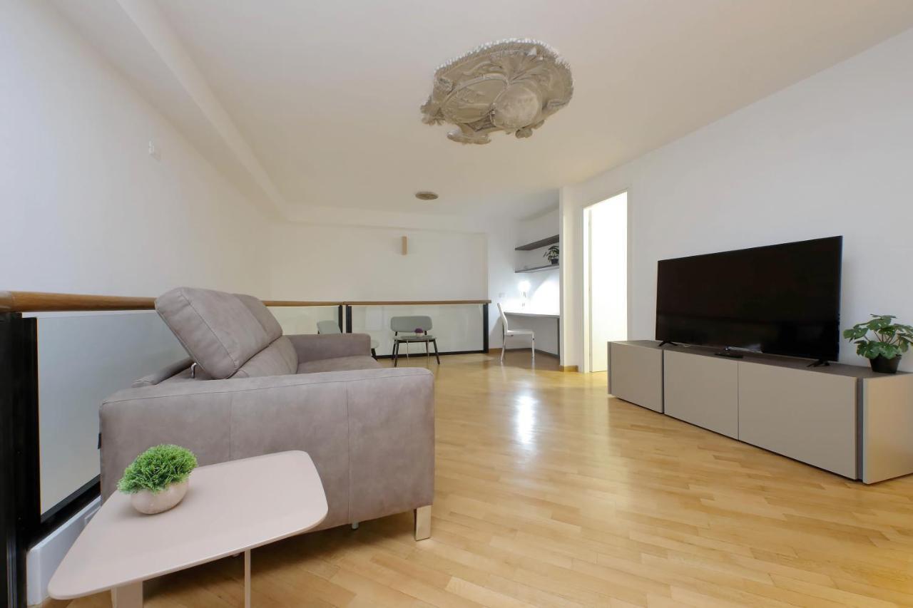 Trevi Suite Apartment - Barberini Рим Экстерьер фото